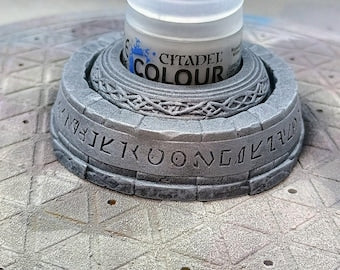 Miniature painting paint pot holder